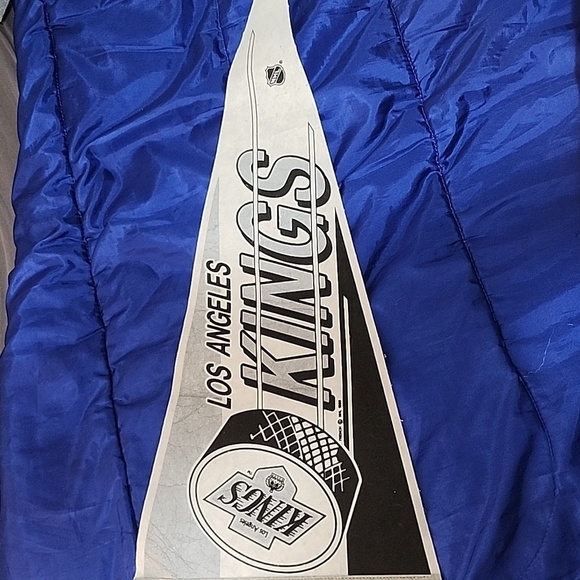 La Kings Pennant - Picture 1 of 1